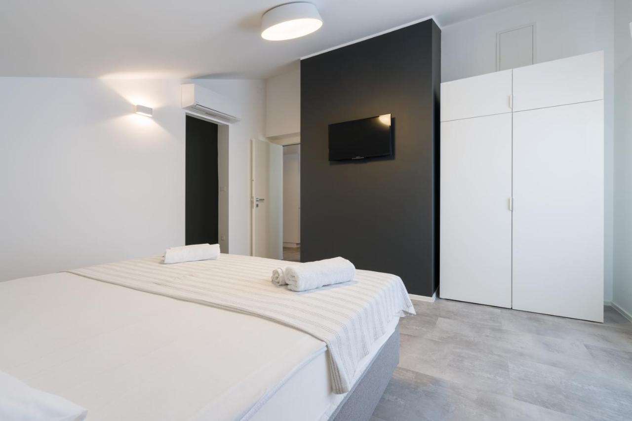 Apartmani Ana 2 I 3 マリンスカ エクステリア 写真